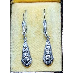 Trembling Earring In Silver And Diamond, Circa 1920