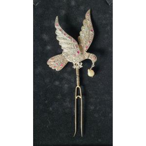 19th Century Silver, Ruby And Rose Bird-shaped Trembling Comb