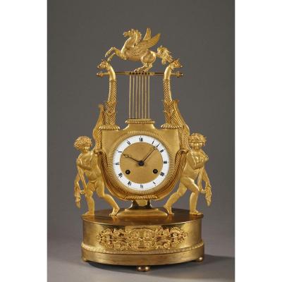 Lyre Clock