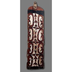 Large Polychrome Wooden Shield Asmat Iran Jaya, Wolmark Collection