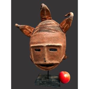 Katotoshi Bena-mitumba Mask, Lualaba Province, Democratic Republic Of Congo