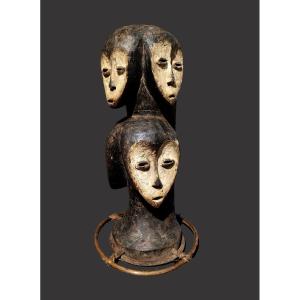 Lega Crest Statue Sakimatwematwe Democratic Republic Of Congo