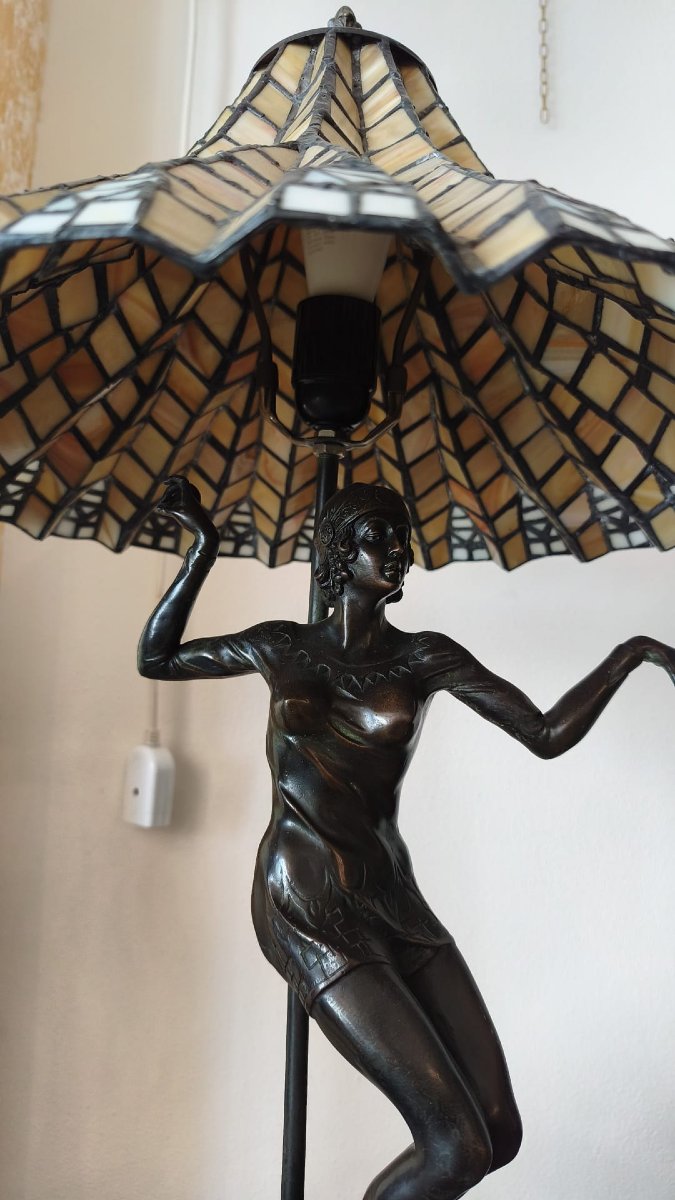 Scultura con lampada-photo-2