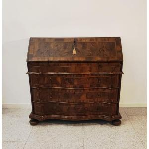 Mobile a ribalta veneziano