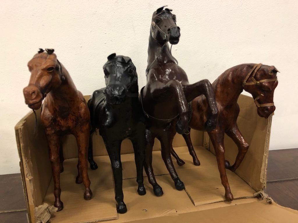 GRUPPO DI TRE CAVALLI 