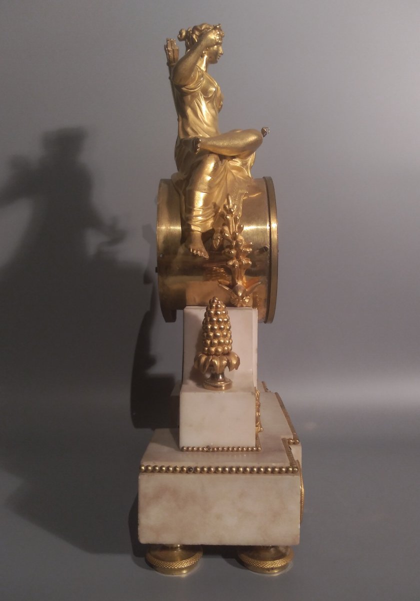 Pendule Ancienne, Pendule De Cheminée, Marbre Blanc Bronze Doré, Signée Le Jeune à Paris-photo-3