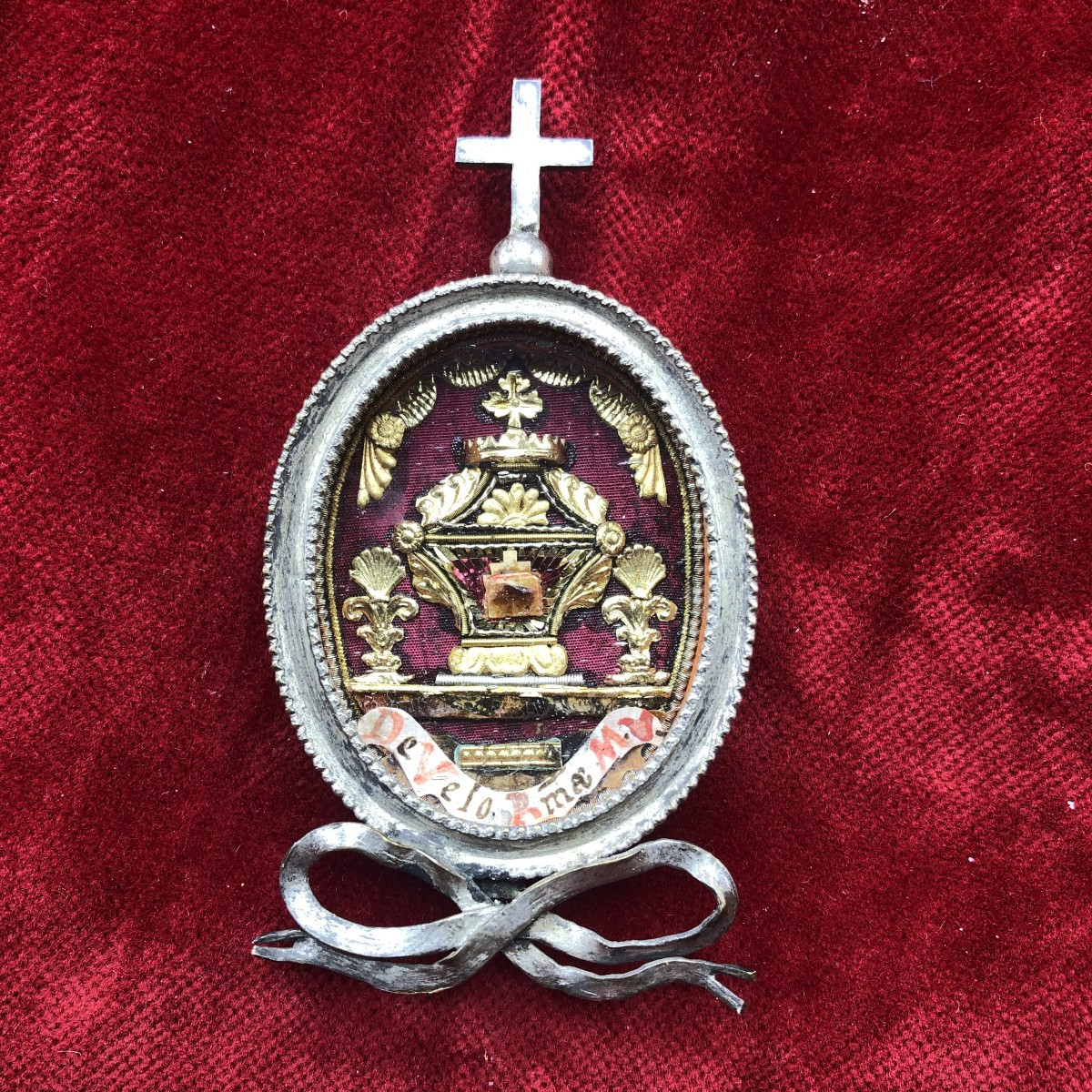 RELIQUIARO DEL VELO DELLA BEATA VERGINE MARIA