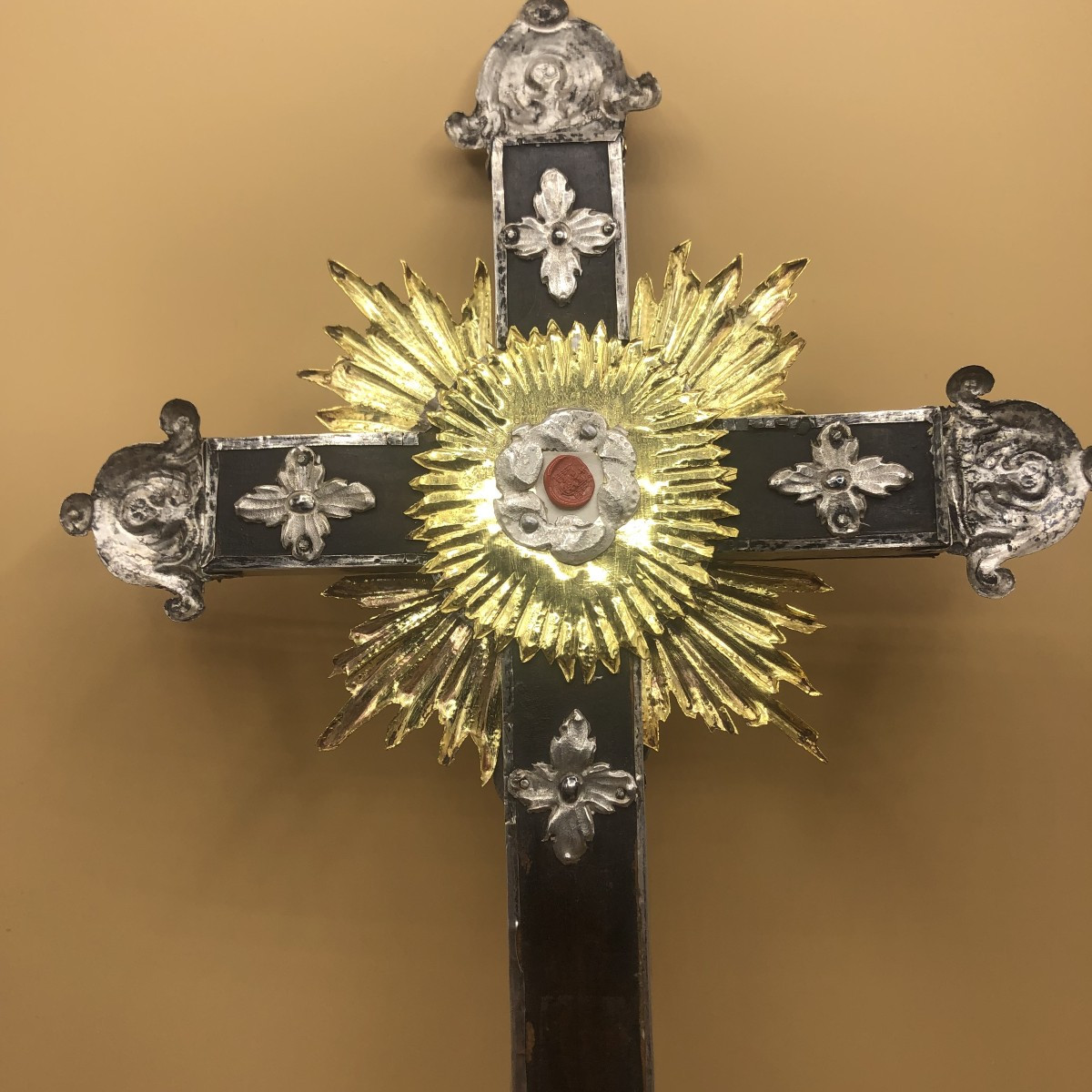 RELIQUIARIO DELLA SANTA CROCE IN ARGENTO SBALZATO-photo-7
