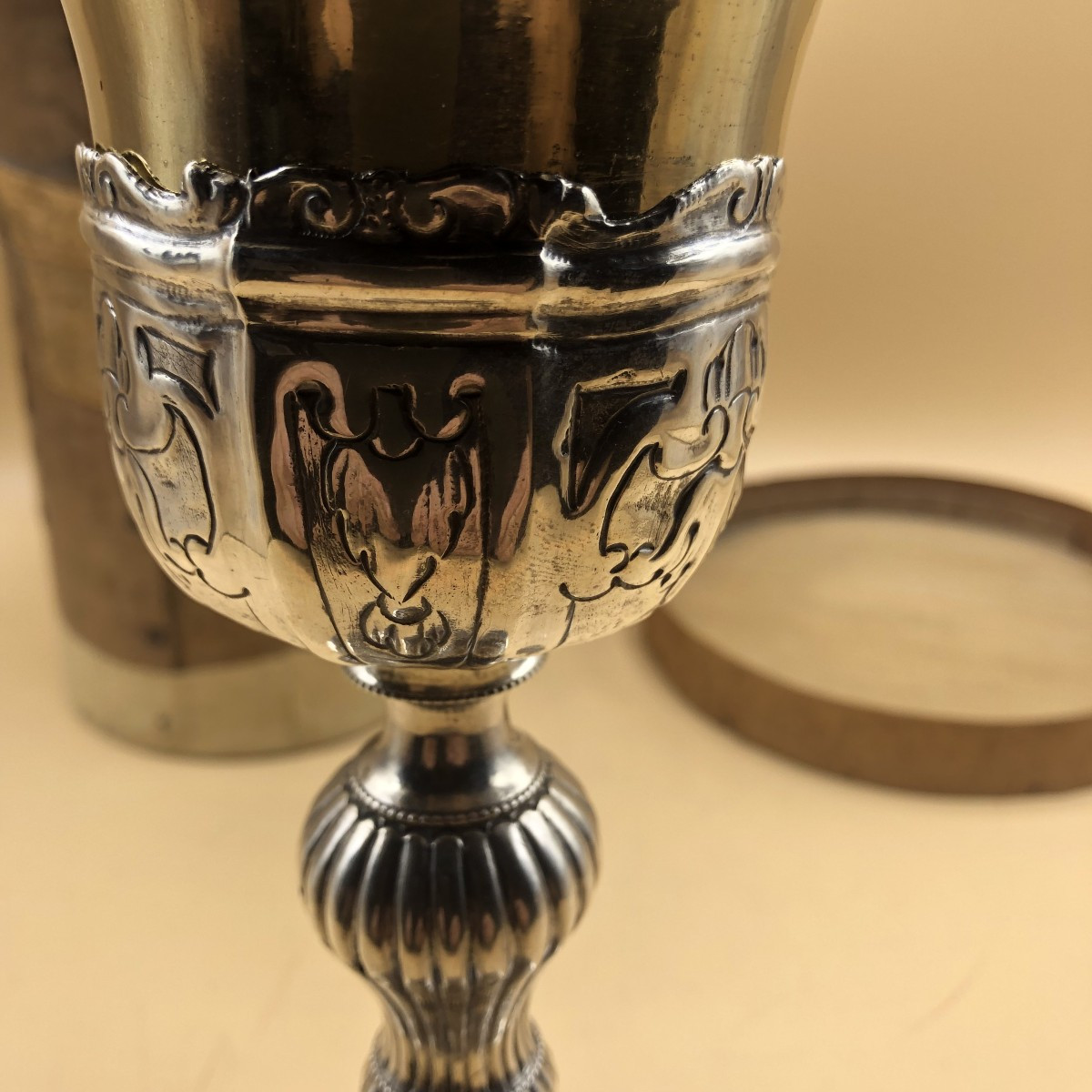 CALICE IN ARGENTO VENEZIANO DELLA META' DEL XVIII° SECOLO SBALZATO E CESELLATO  -photo-2