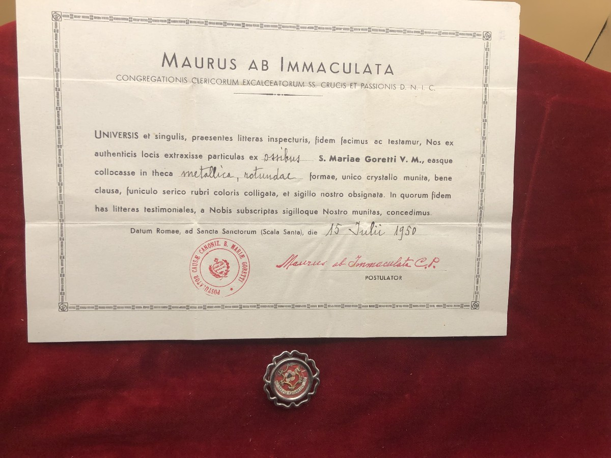 Reliquia con autentica di S.Maria Goretti
