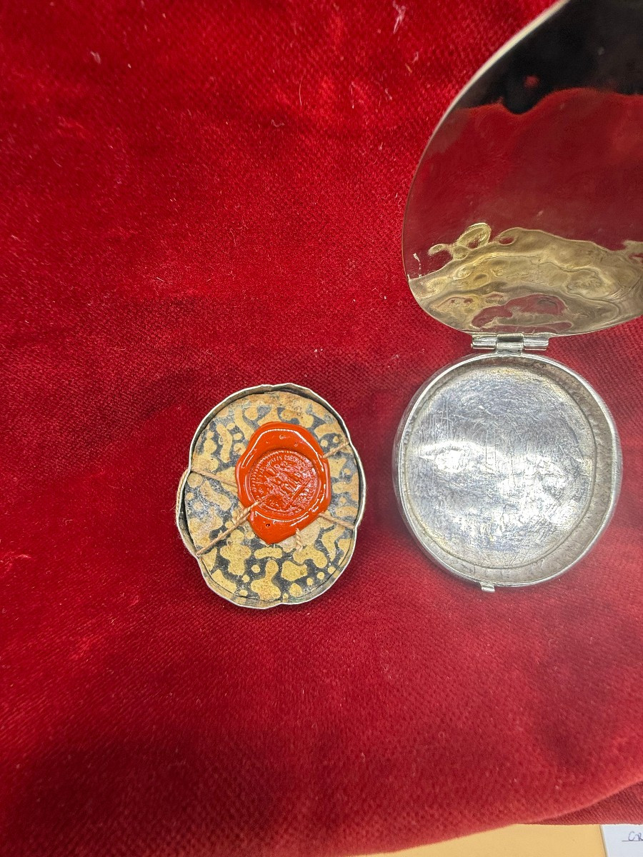 Reliquiario della S.Croce in teca d'argento chiusa   -photo-4
