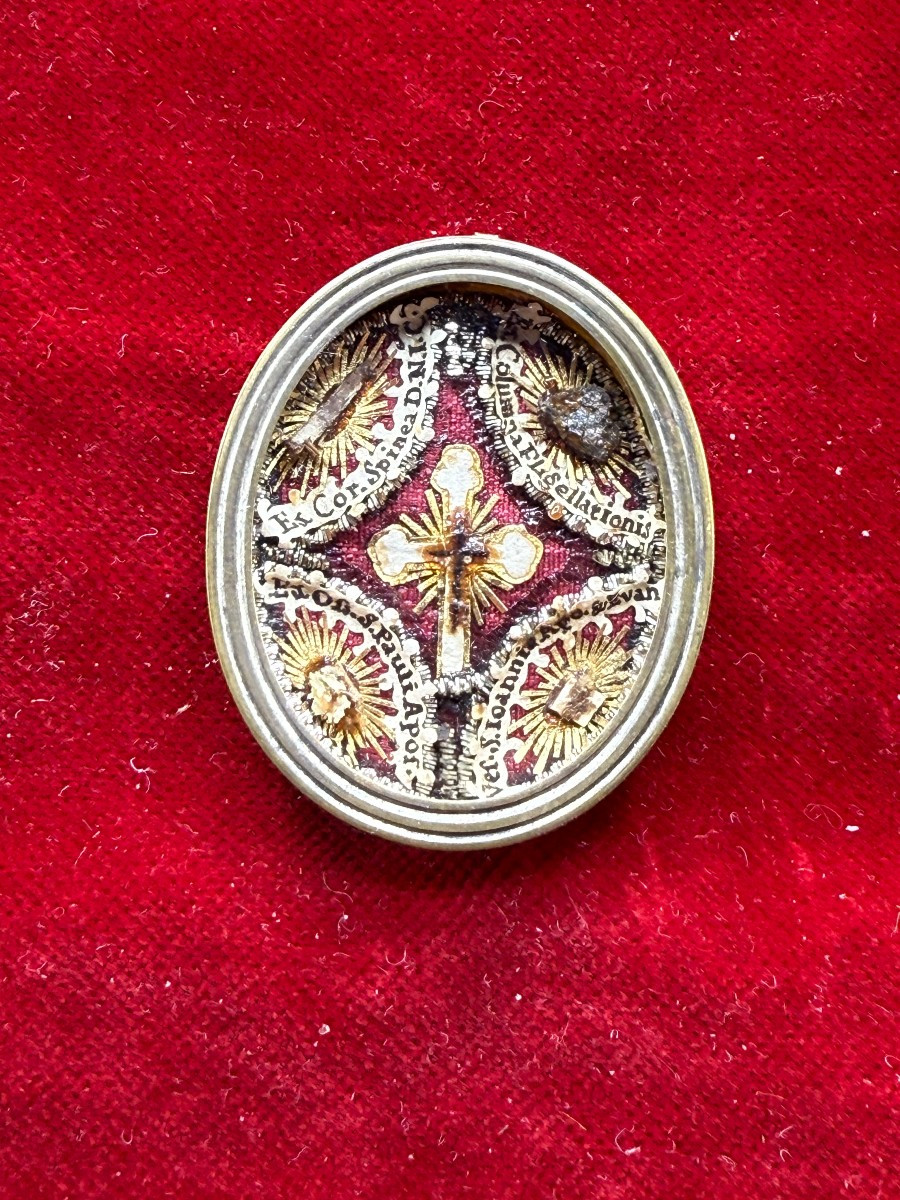 Reliquiario a medaglione della S.Croce altre 4 reliquie 