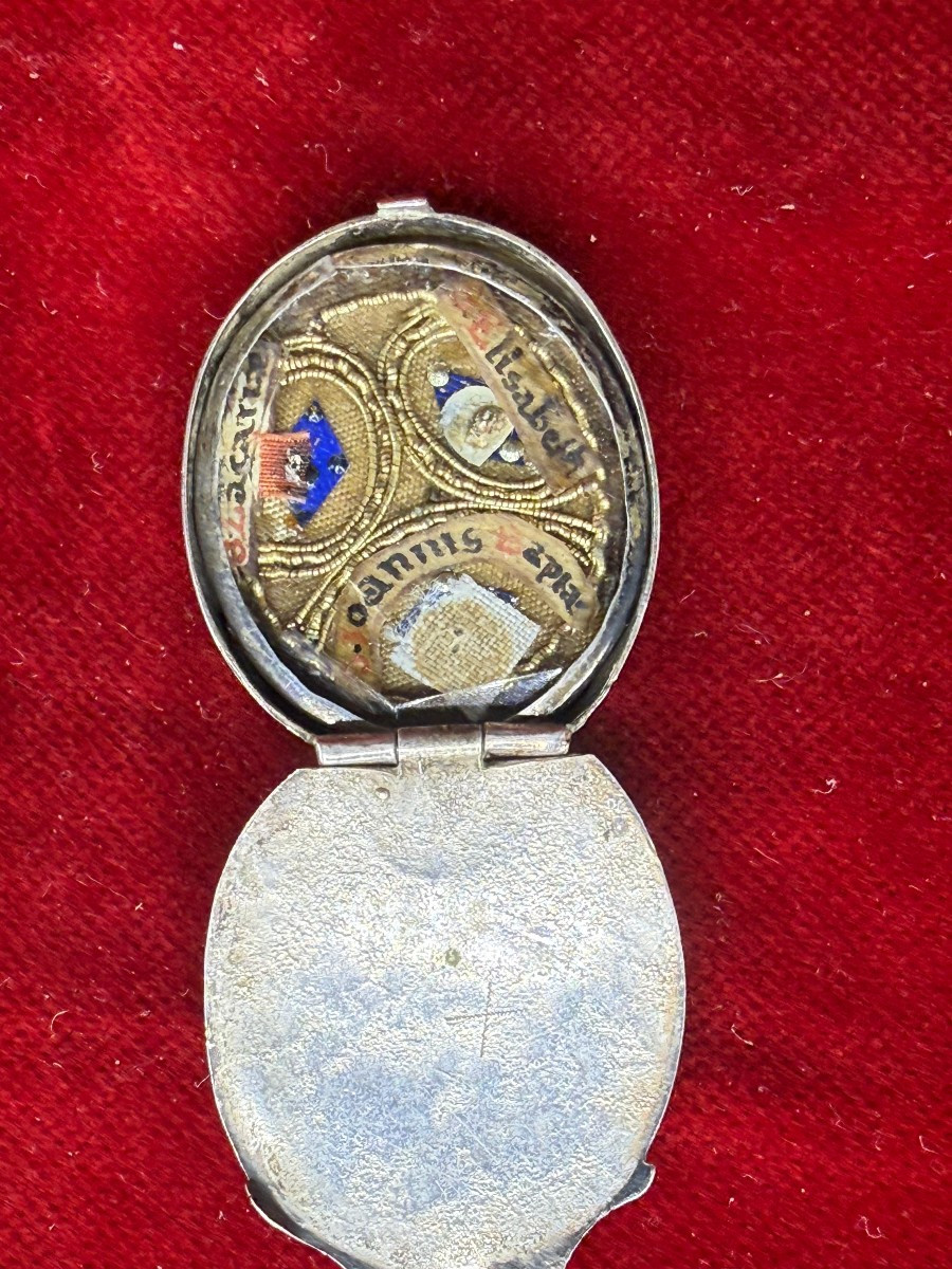 Reliquiario in argento di S.Giovanni Battista Elisabetta e Zaccaria  in sua teca d'argento
