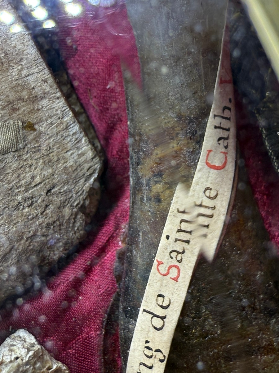  Reliquiario ovale  in bronzo dorato con riporti in argento a forma di cespugli di rose-photo-4