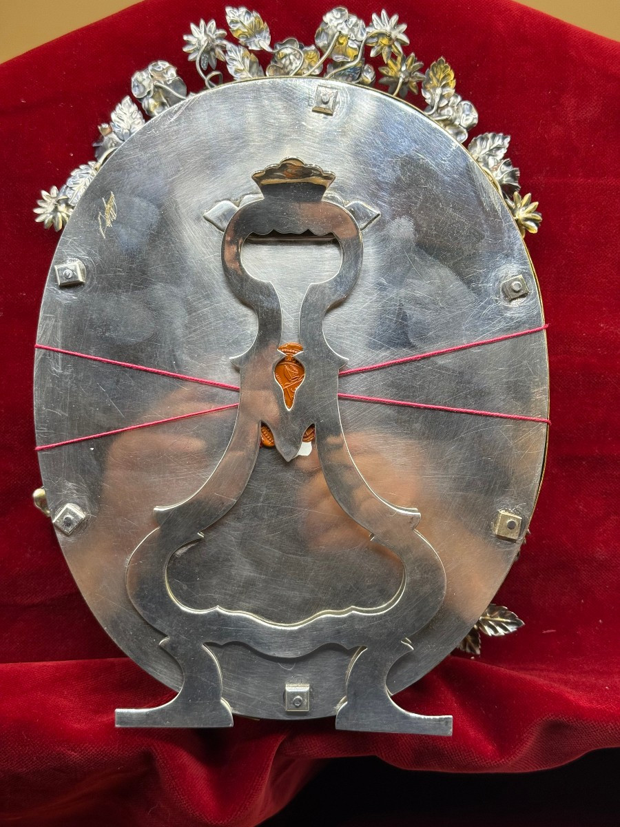  Reliquiario ovale  in bronzo dorato con riporti in argento a forma di cespugli di rose-photo-5