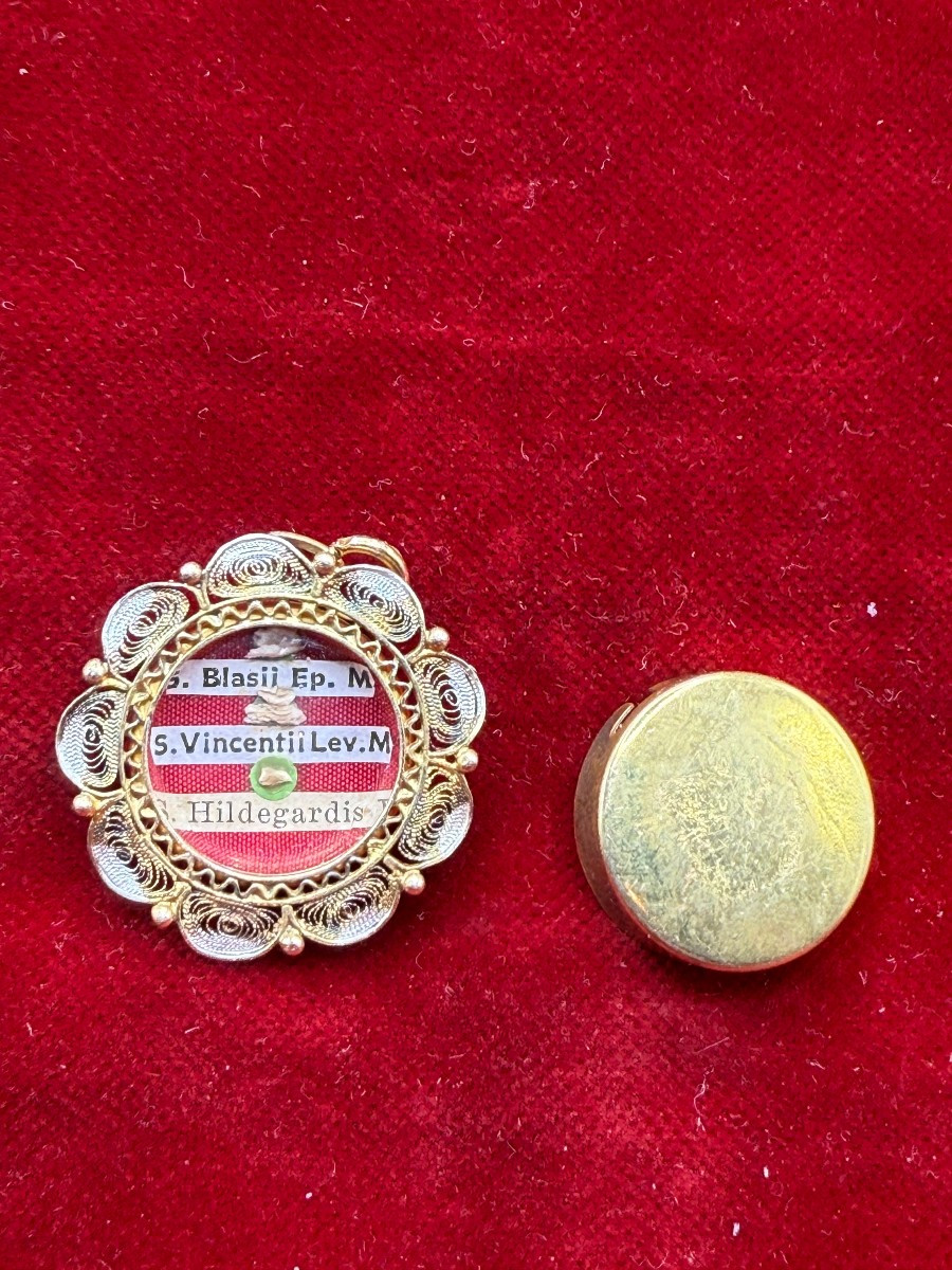 Reliquiario in filigrana d'argento dei Santi Biagio, Vincenzo diacono e Ildegarda 