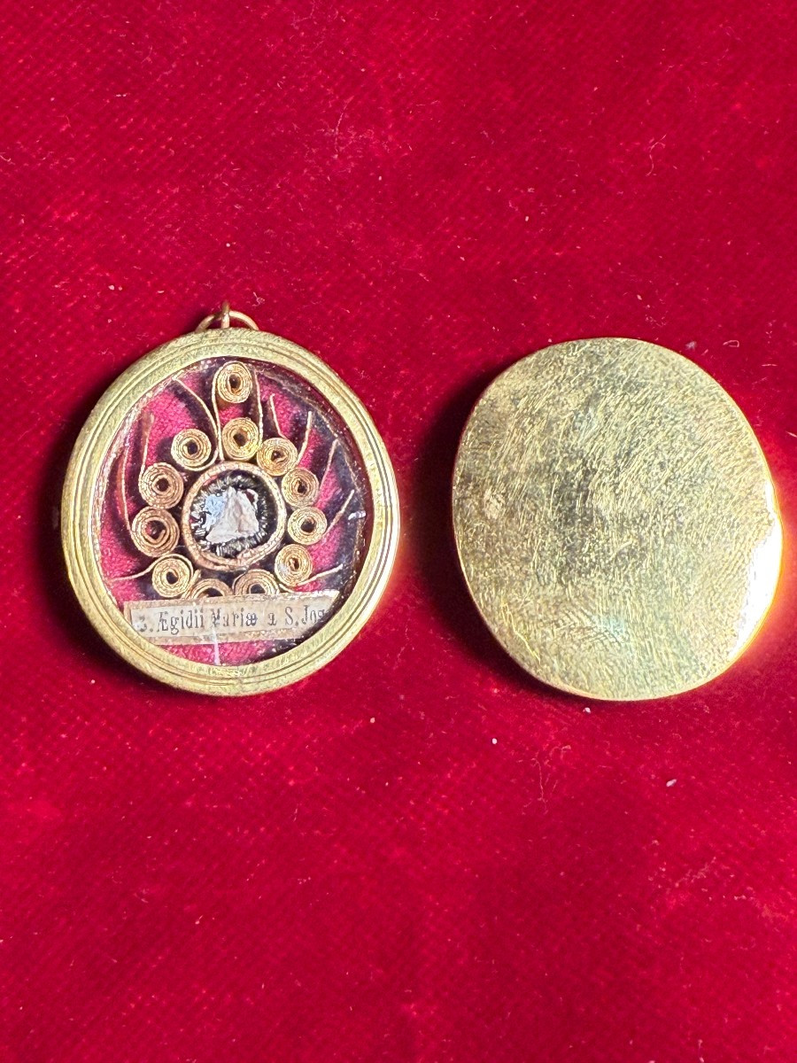 Reliquiario in ottone di Sant'Egidio Maria di San Giuseppe da Taranto -photo-2