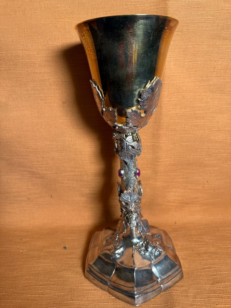 Calice da Messa in argento sbalzato e bulinato 
