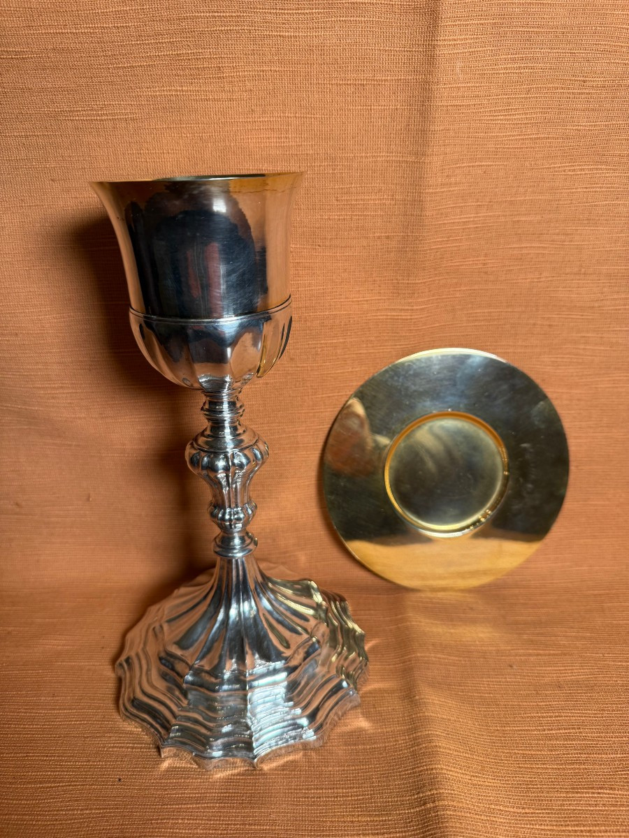 Calice  del XVIII° secolo in argento in stile veneziano con sua patena e completo di sua custod-photo-2