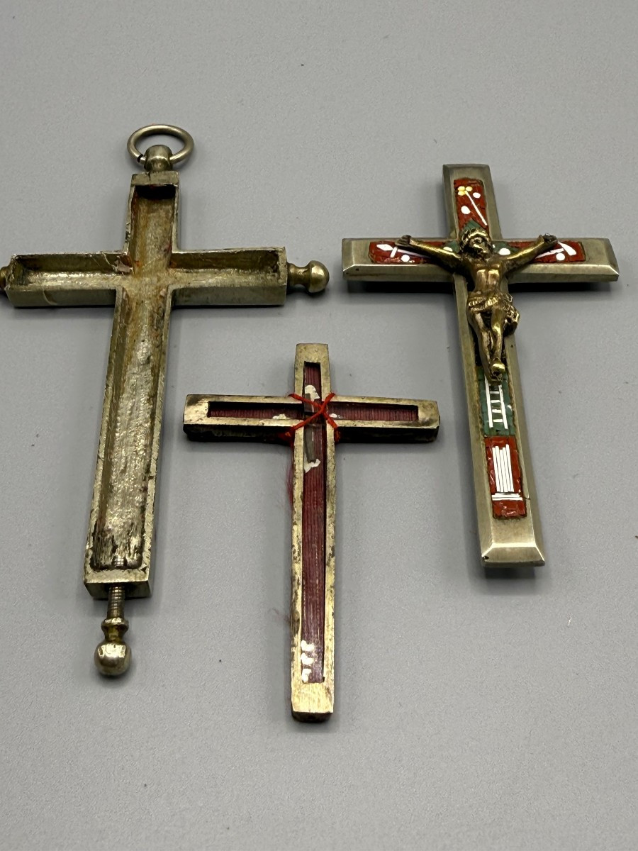 Croce pettorale stauroteca in argento  con all'interno altra teca con frammento della S.CROCE-photo-2