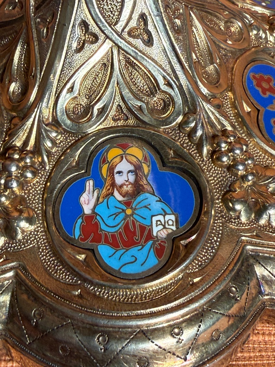 Pisside di stile francese dei primi dell'800 in argento massiccio con cammei a smalti policromi-photo-1