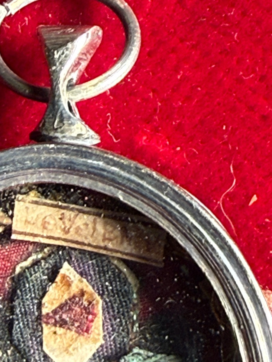 Reliquiaro in argento del frammento di velo della B.V.M. -photo-2