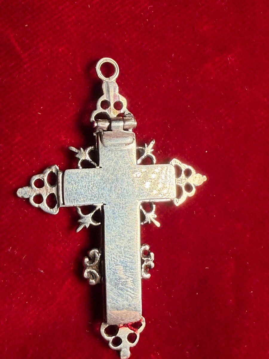 Teca in argento a croce vuota -photo-2