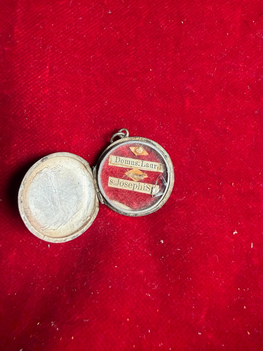 Reliquiario in argento della S.Casa di Loreto e S.Giuseppe 