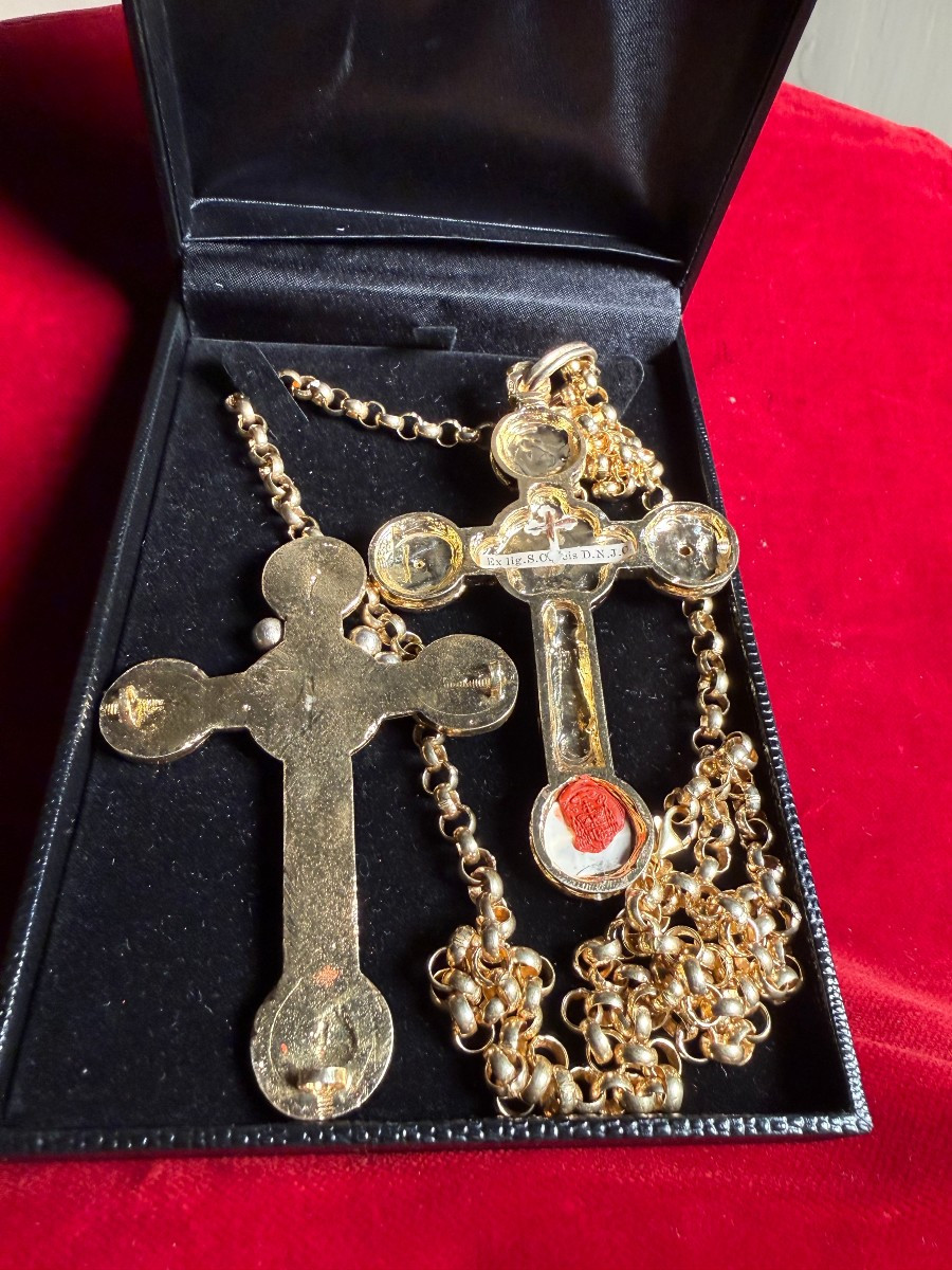 Croce pettorale stauroteca in argento con camei con inserita all'interno la reliquia della S.Cr-photo-3