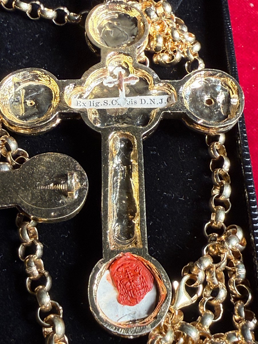 Croce pettorale stauroteca in argento con camei con inserita all'interno la reliquia della S.Cr-photo-4