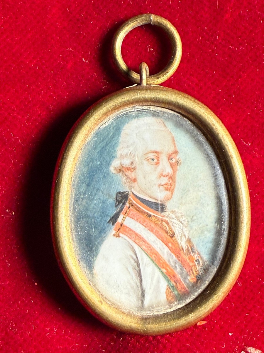 Miniatura su avorietto rappresentante il Granduca Pietro Leopoldo di Lorena in cornice di otton