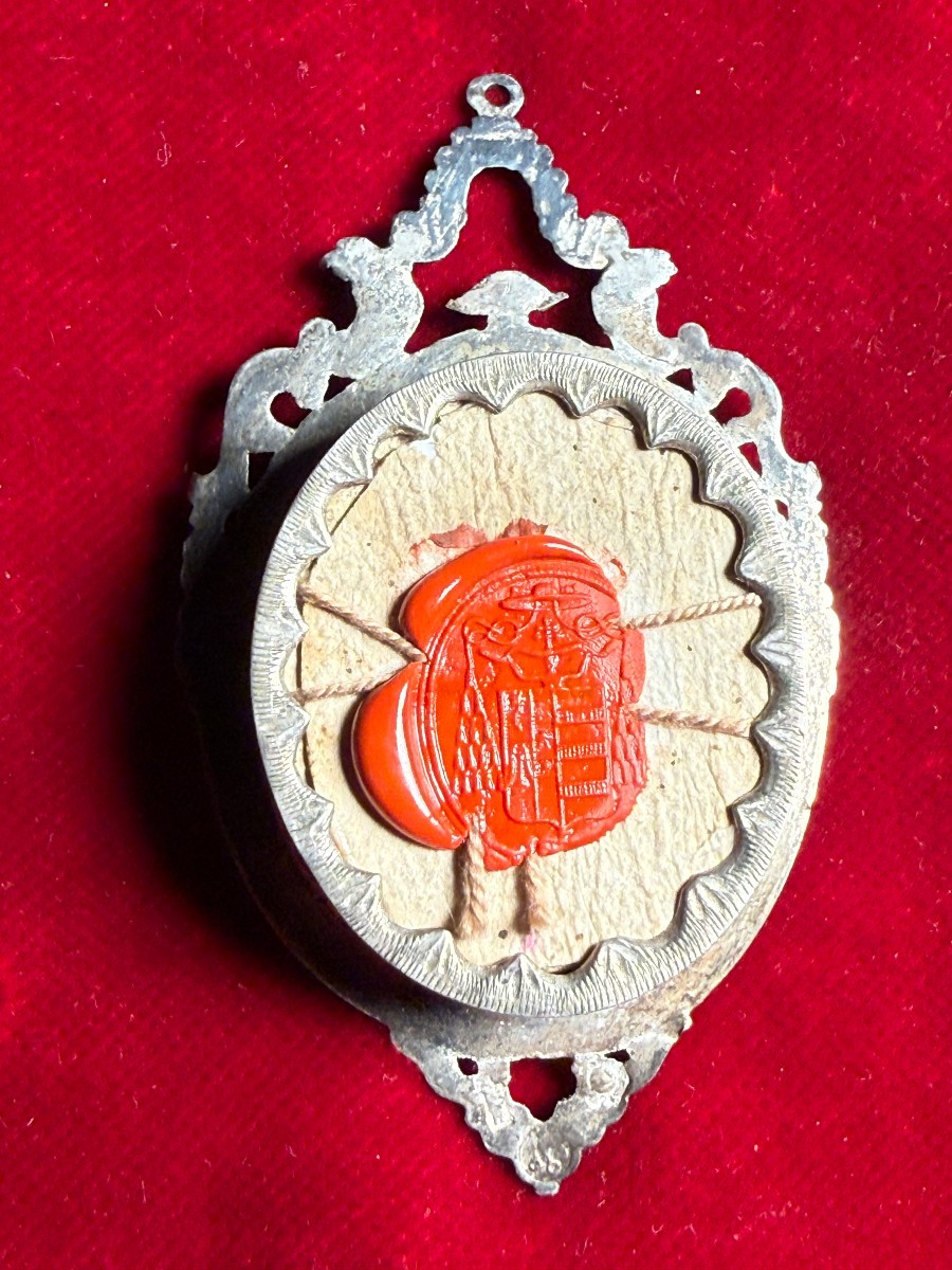 Reliquiario in argento del velo della B.V.M. -photo-2