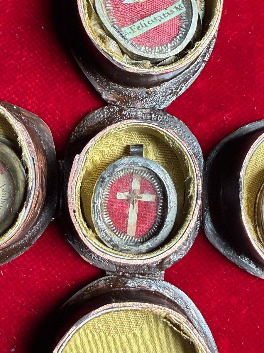 Portareliquie con 5 reliquie di vari santi-photo-4