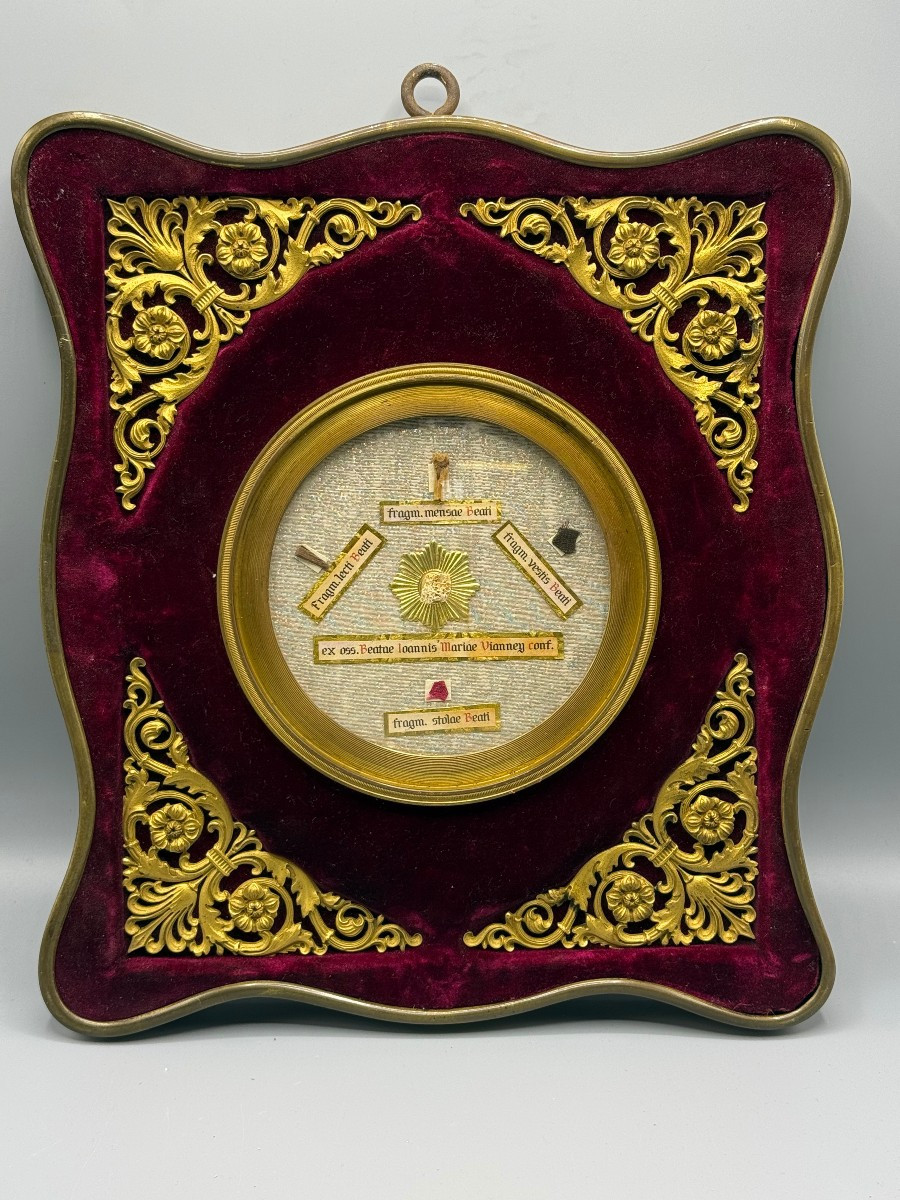 Reliquiario di S.Giovanni Maria Vianney allora ancora Beato