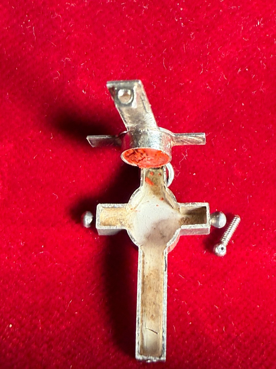 Piccola stauroteca in argento con all'interno le reliquie della S.Croce -photo-2