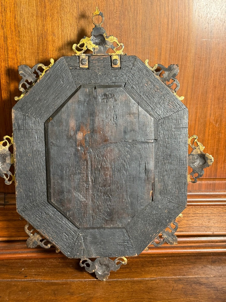 Cornice ottagonali con reliquiario-photo-1