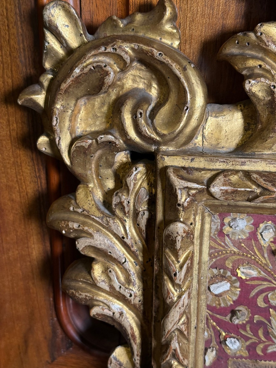 Reliquiario dei Santi martiri catacombali oggetto del XVIII° intagliato e dorato ad oro zecchin-photo-1