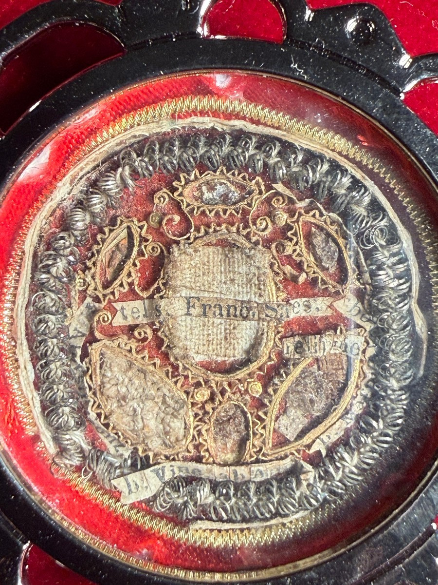 Reliquiario dei frammenti sacri di S.Francesco di Sales -photo-2