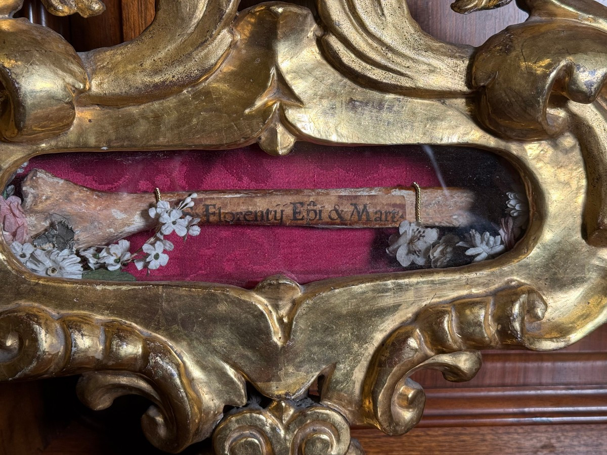 Coppia di reliquiari con le reliquie di S.Fiorenzo Vescovo e Martire e S.Vincenzino M.-photo-2