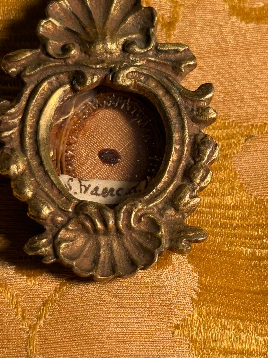 Reliquiario in bronzo dorato di S. Francesco di Paola 