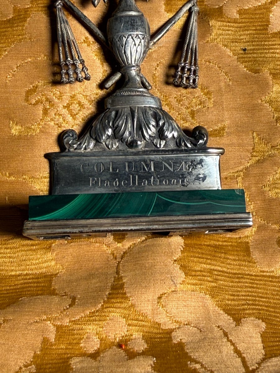 Reliquiario in argento sbalzato di un frammento della Colonna della Flagellazione di N.S.G.C. -photo-4