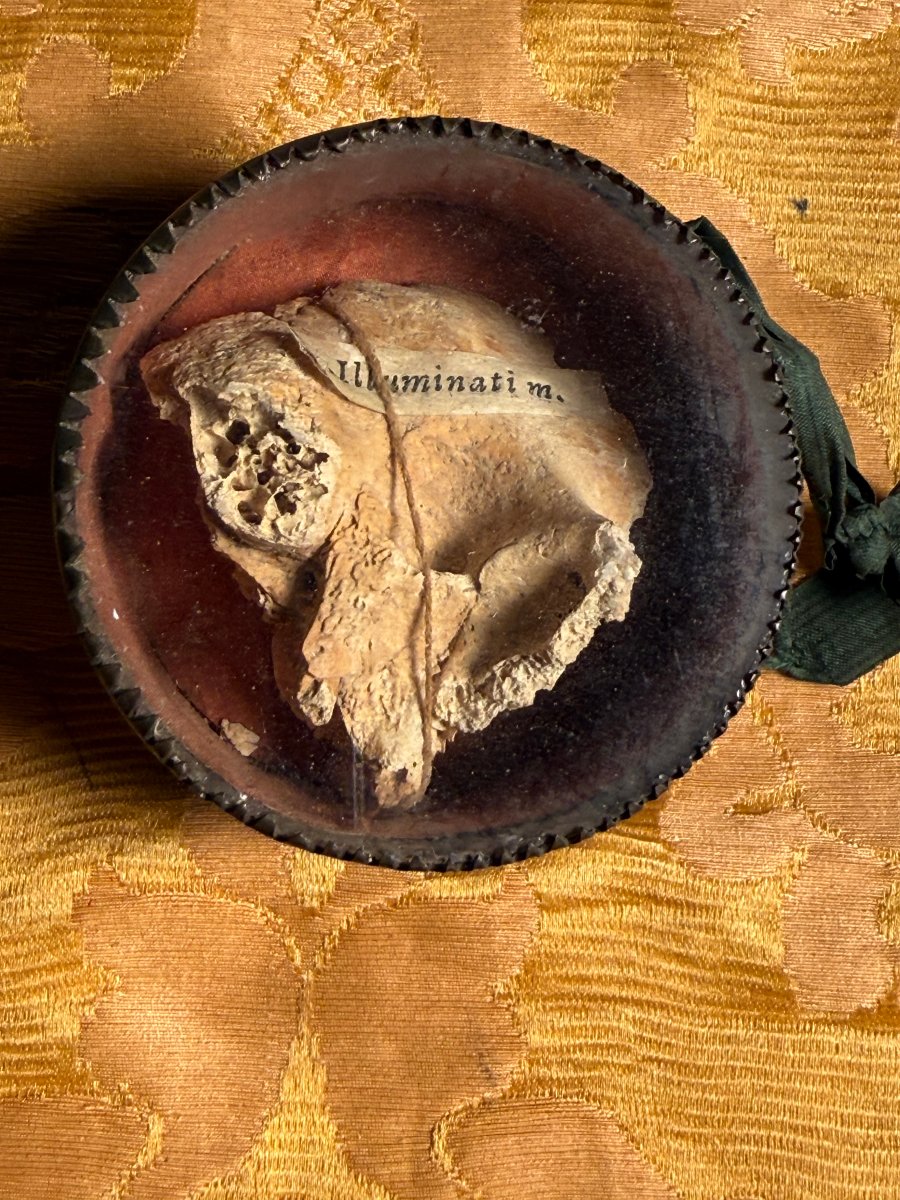 Reliquiario in ottone di sant'Illuminato martire  