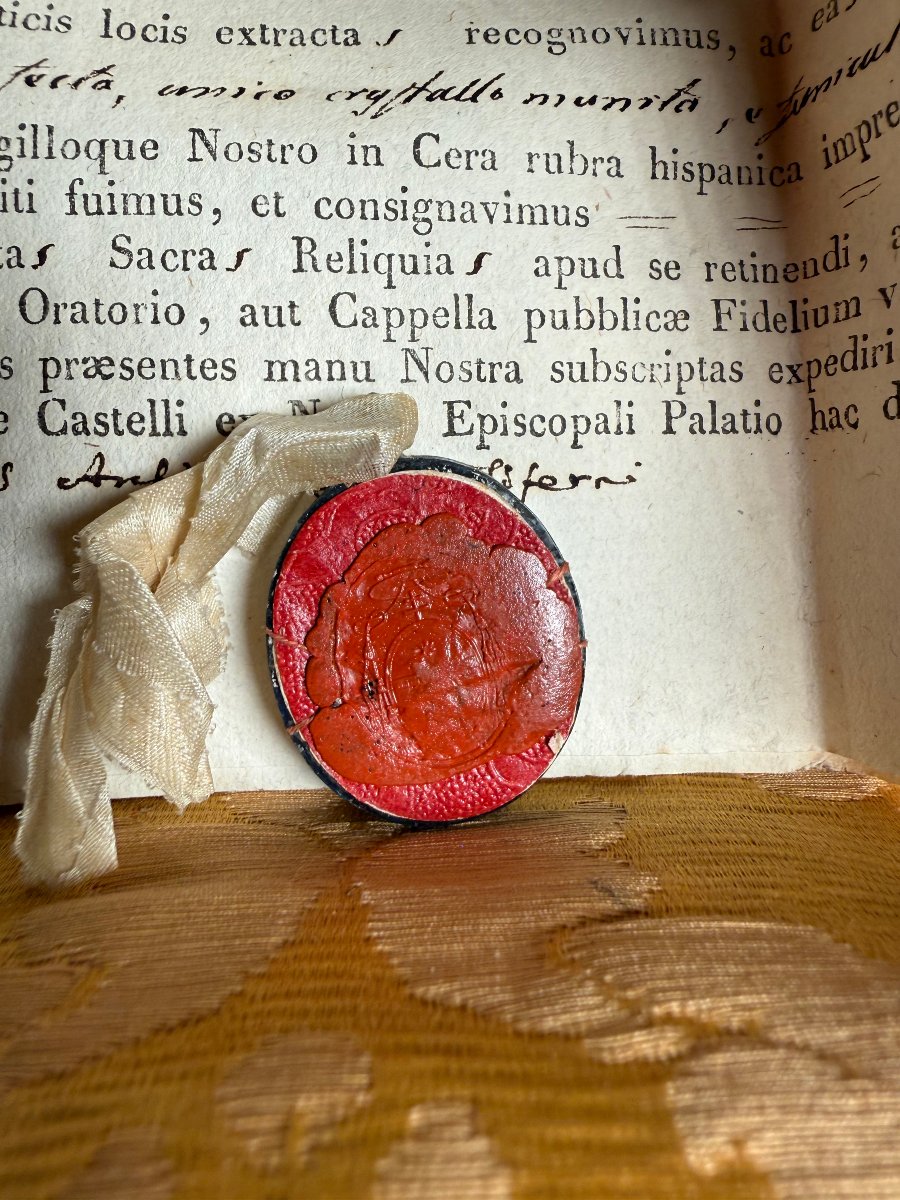 Reliquiario con un frammento del velo della B.V.M. e del pallio di S.Giuseppe e reliquia di S.A-photo-3
