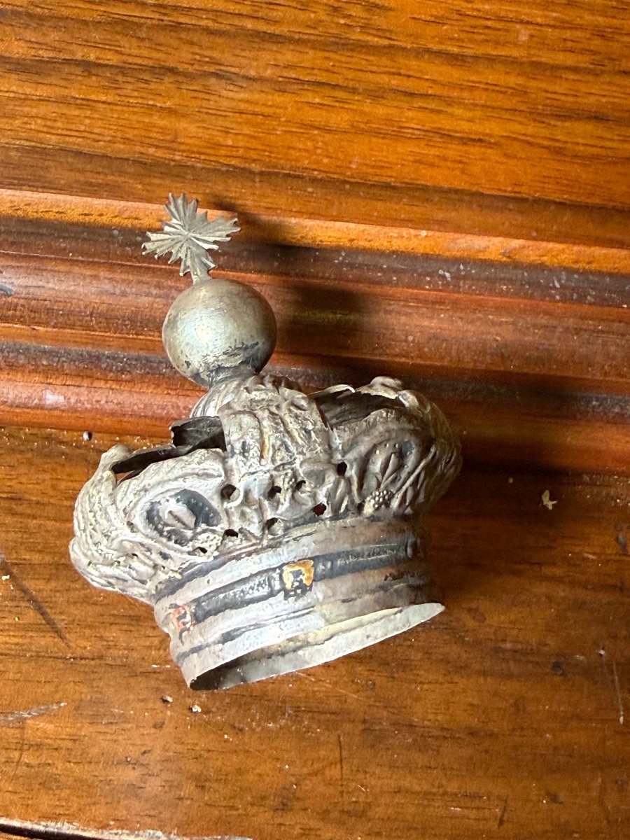 Corona in argento cesellato del XVIII°  