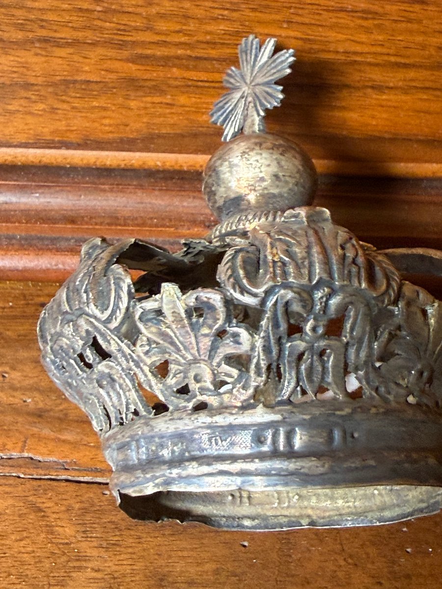 Corona in argento cesellato del XVIII°