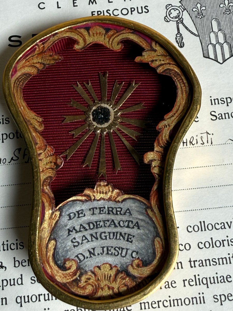 De teche reliquiario contenenti parti del sangue di N.S.G.C.-photo-2