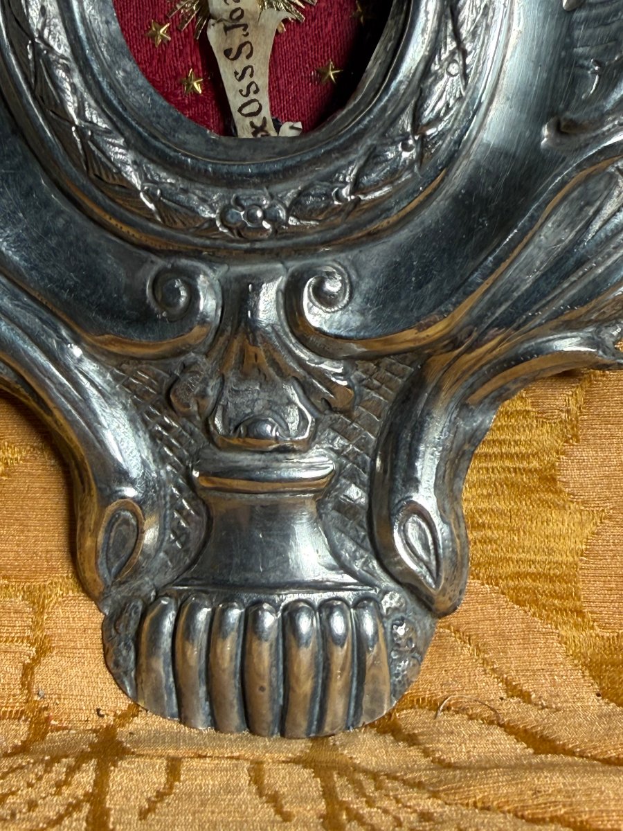 Reliquiario in argento sbalzato contenente le reliquie di S.Giovacchino Padre della Madonna -photo-3