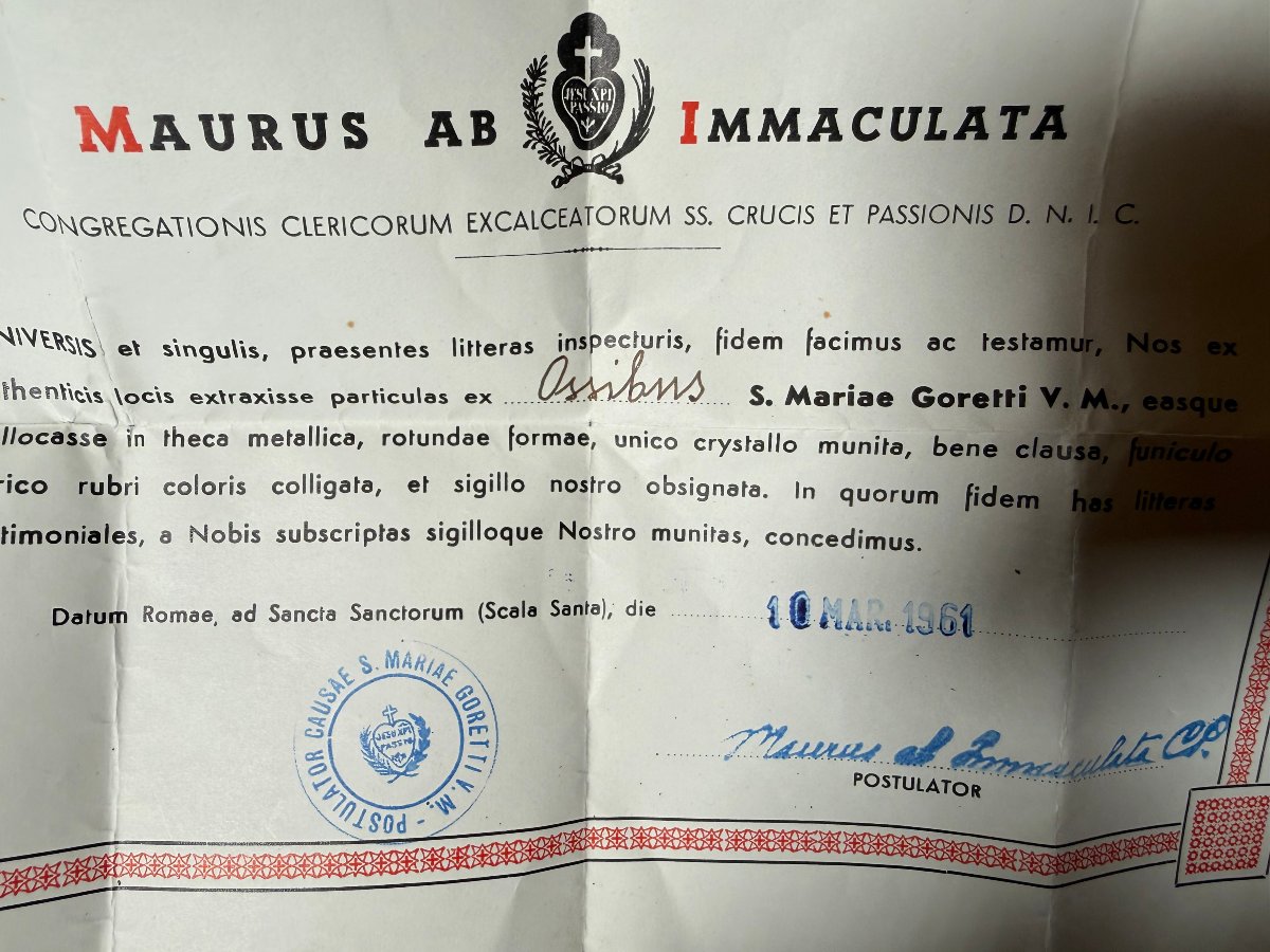 Reliquiario in filigrana d'argento con le reliquie di S.Maria Goretti nel suo astuccio original-photo-3