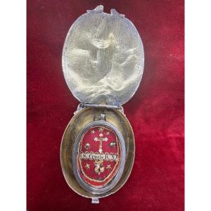 Reliquiario della S.Croce in metallo entro teca in argento con coperchio 