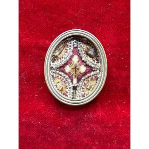 Reliquiario a medaglione della S.Croce altre 4 reliquie 